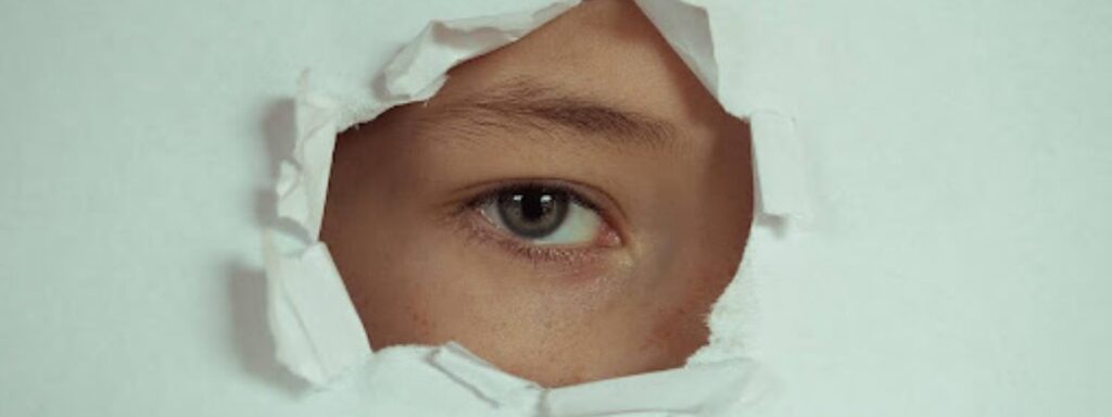 How to Perfectly Shape Your Brows